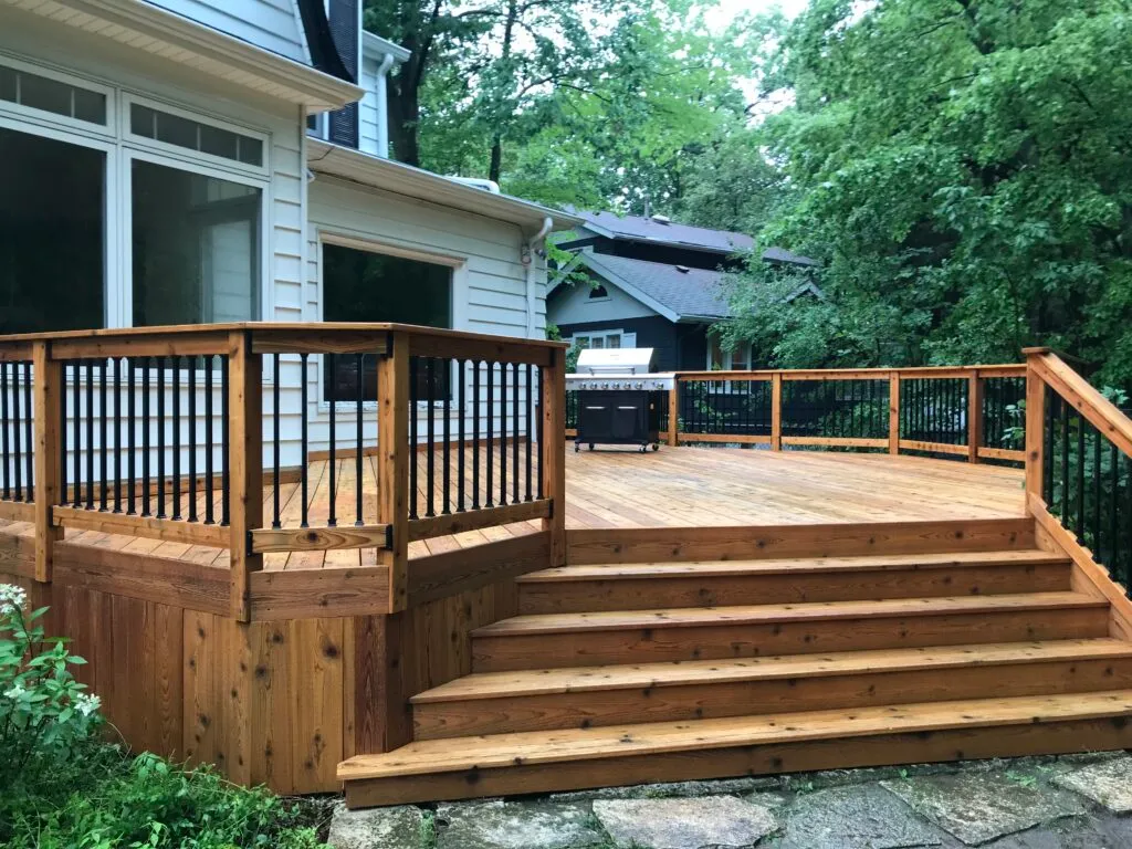 Very beautiful deck with grill