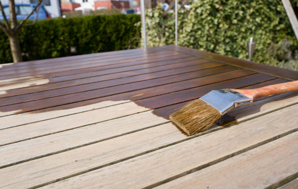 teak wood oiling